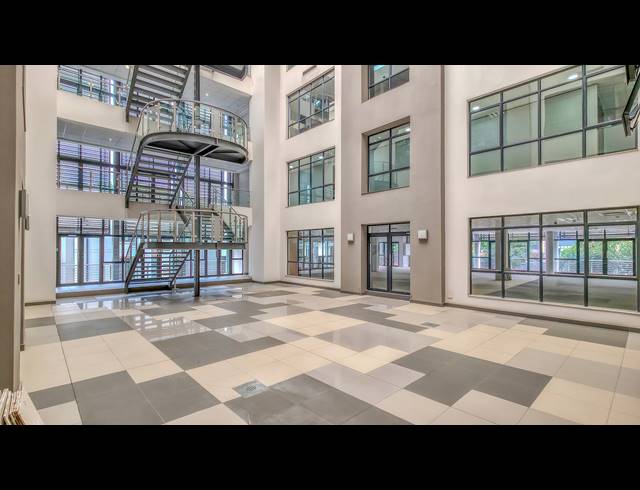 556M² BUSINESS CENTRE TO LET IN MORNINGSIDE